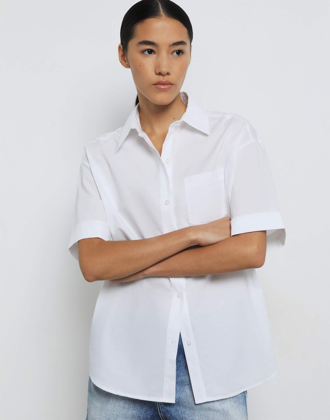 

Рубашка женская Gloria Jeans GSU001253 белый XXS-XS/164, GSU001253