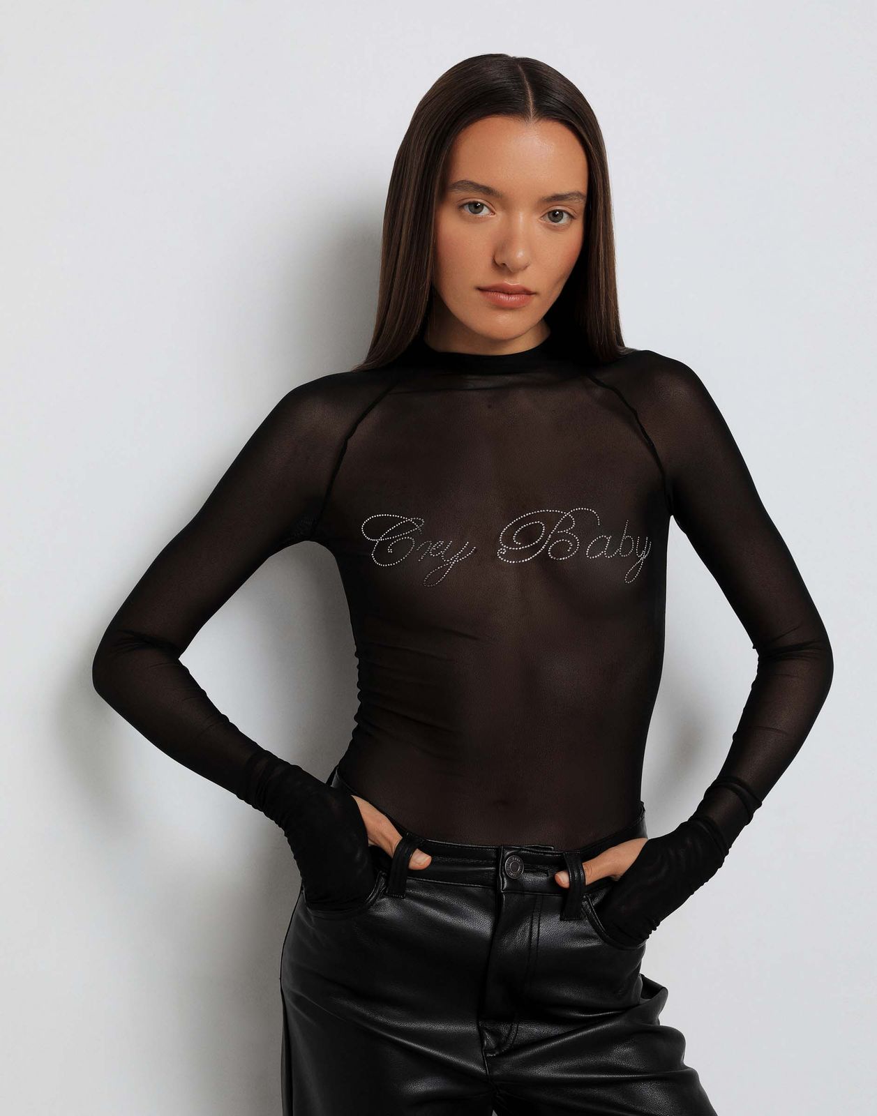 

Лонгслив женский Gloria Jeans GKT024150 черный XXS/158, GKT024150