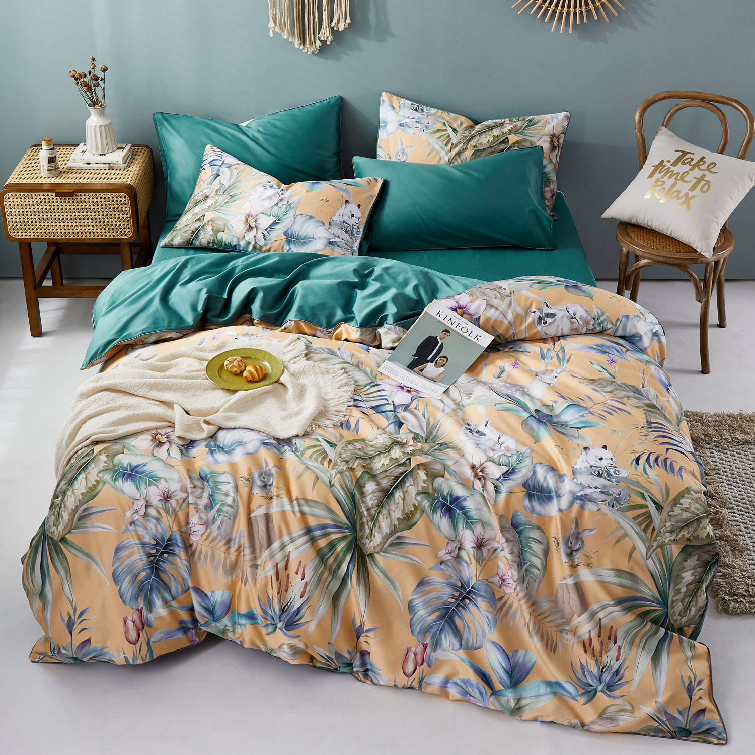 

Комплект постельного белья VIVA - HOME TEXTILE на резинке Евро 140х200х30, CPAR0