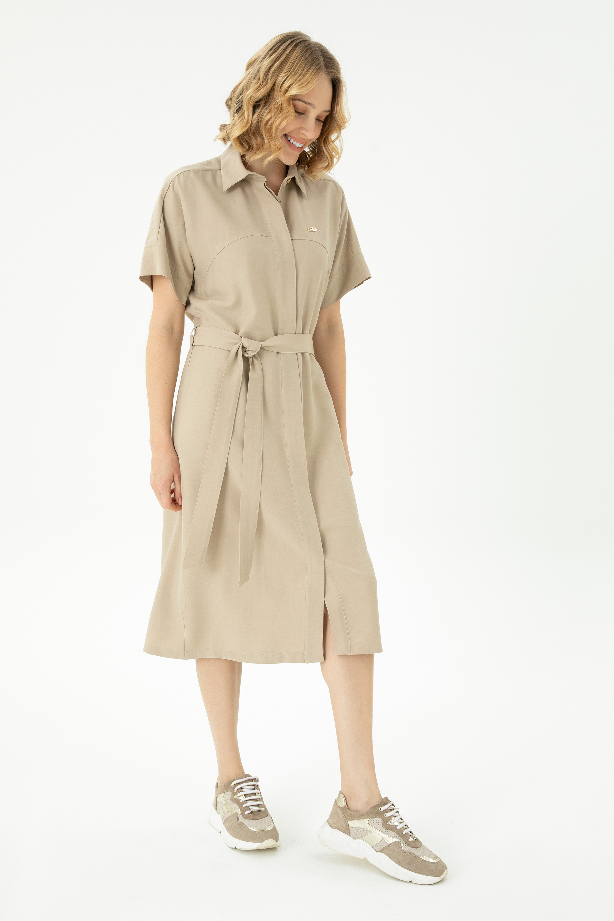 Платье женское US Polo Assn G082SZ0320DAKAR23Y бежевое 40 7900₽