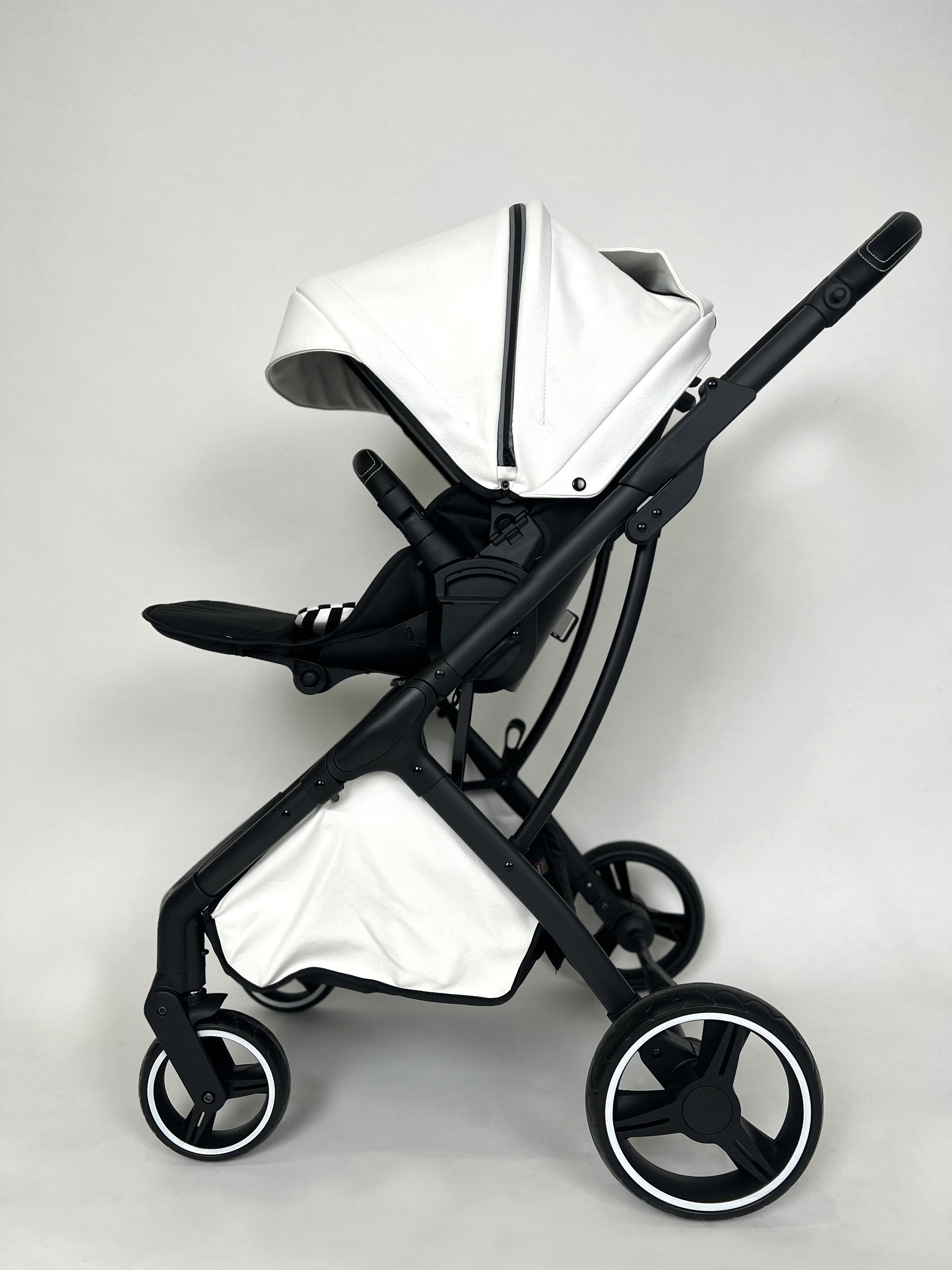 

Прогулочная коляска DEAREST 1618L с реверсивным блоком D1618Lwhite, 1618L