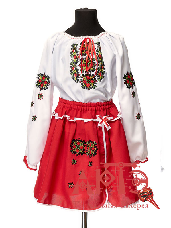 

Костюм "Ягодка" (Цв: Красный-Белый Размер: 110 см), DC-015556CH