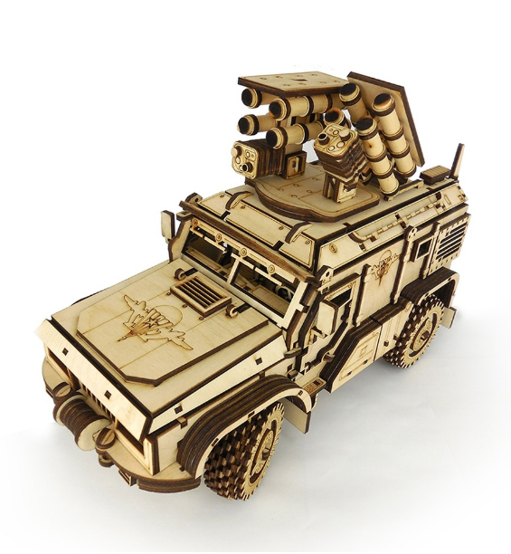 

Cборная модель AltairToys Бронеавтомобиль БУР с ПТУРС в коробке