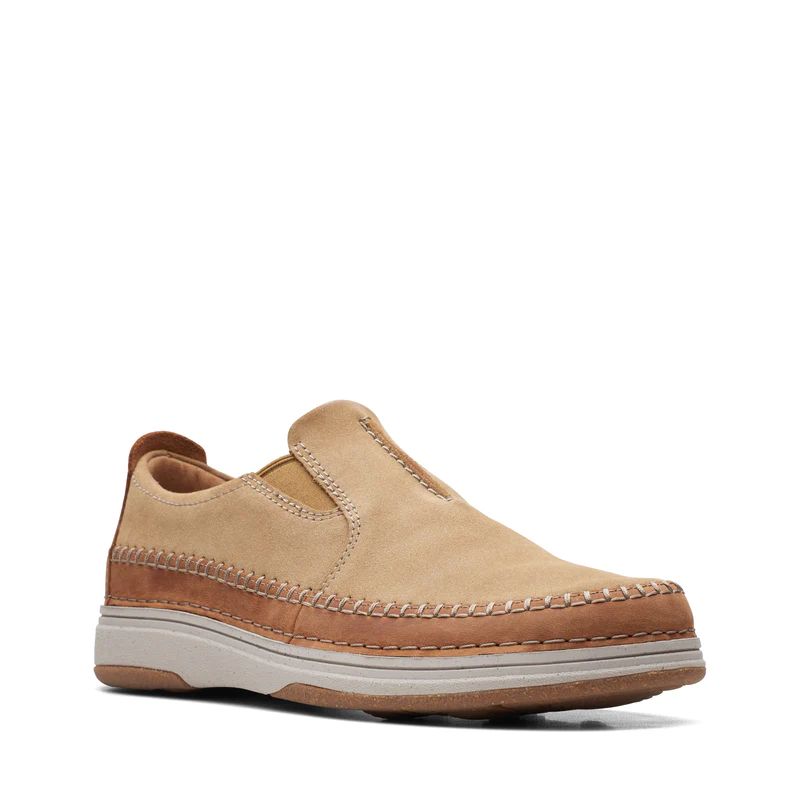 Полуботинки мужские Clarks 26168677 бежевые 41 EU 25890₽