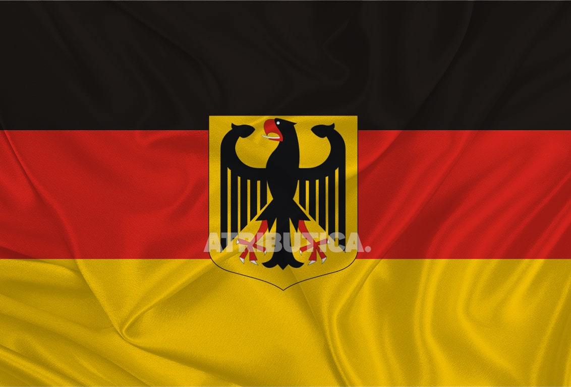 фото Флаг atributica. германии с гербом 90х135 см