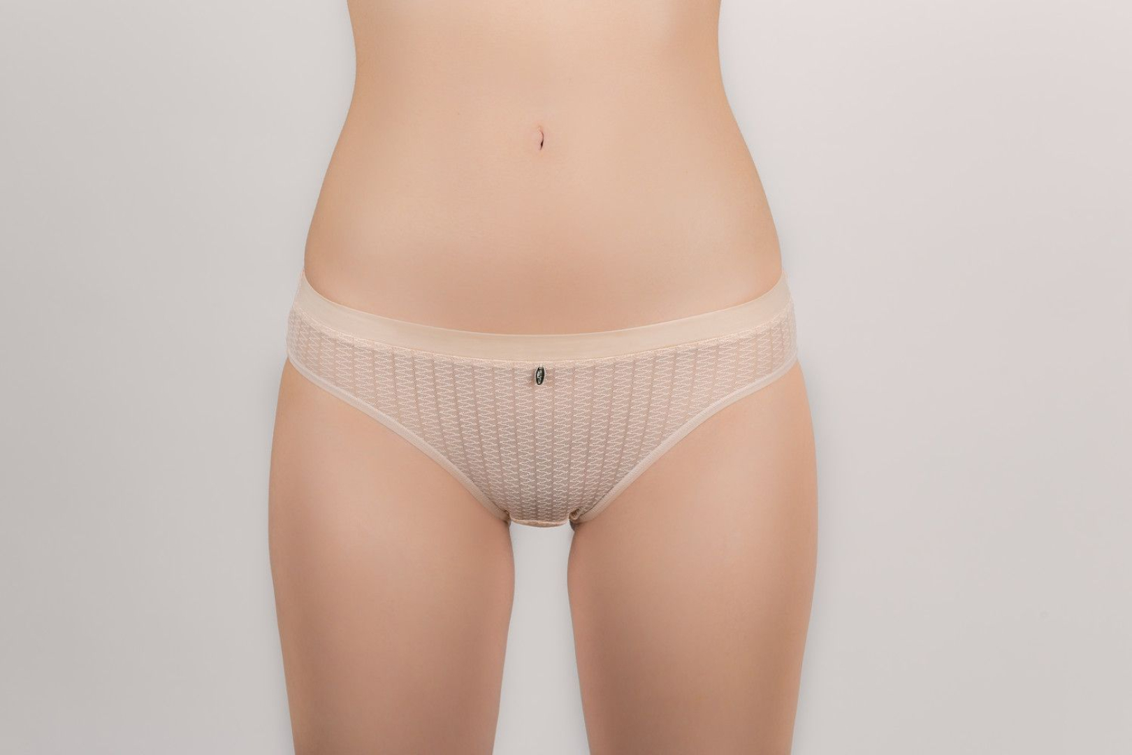

Трусы женские Milavitsa 260440 бежевые S, Бежевый, 260440