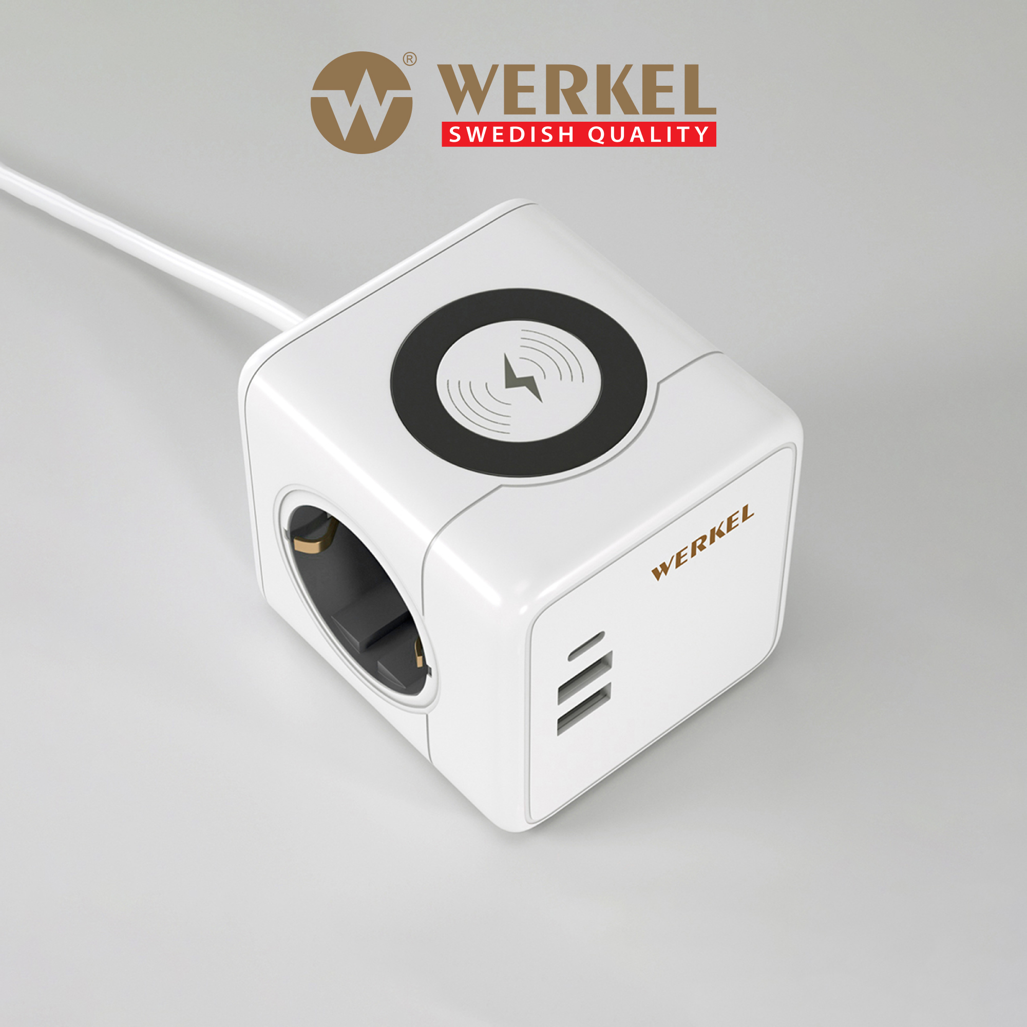 фото Удлинитель на 3 розетки c 3 usb портами и беспроводной зарядкой werkel w6513501 белый 1,5м