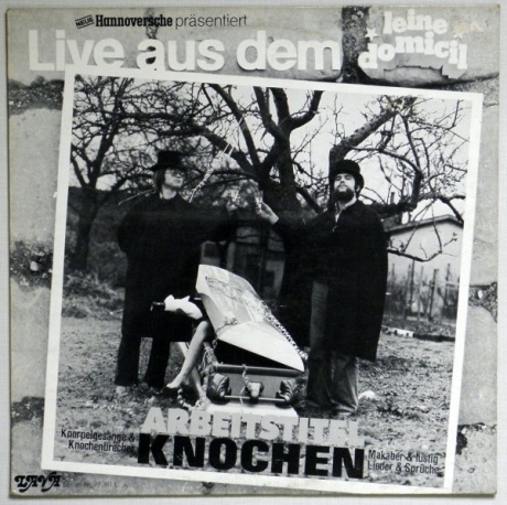 

ARBEITSTITEL KNOCHEN - Knorpelgesange & Knochenbrecher