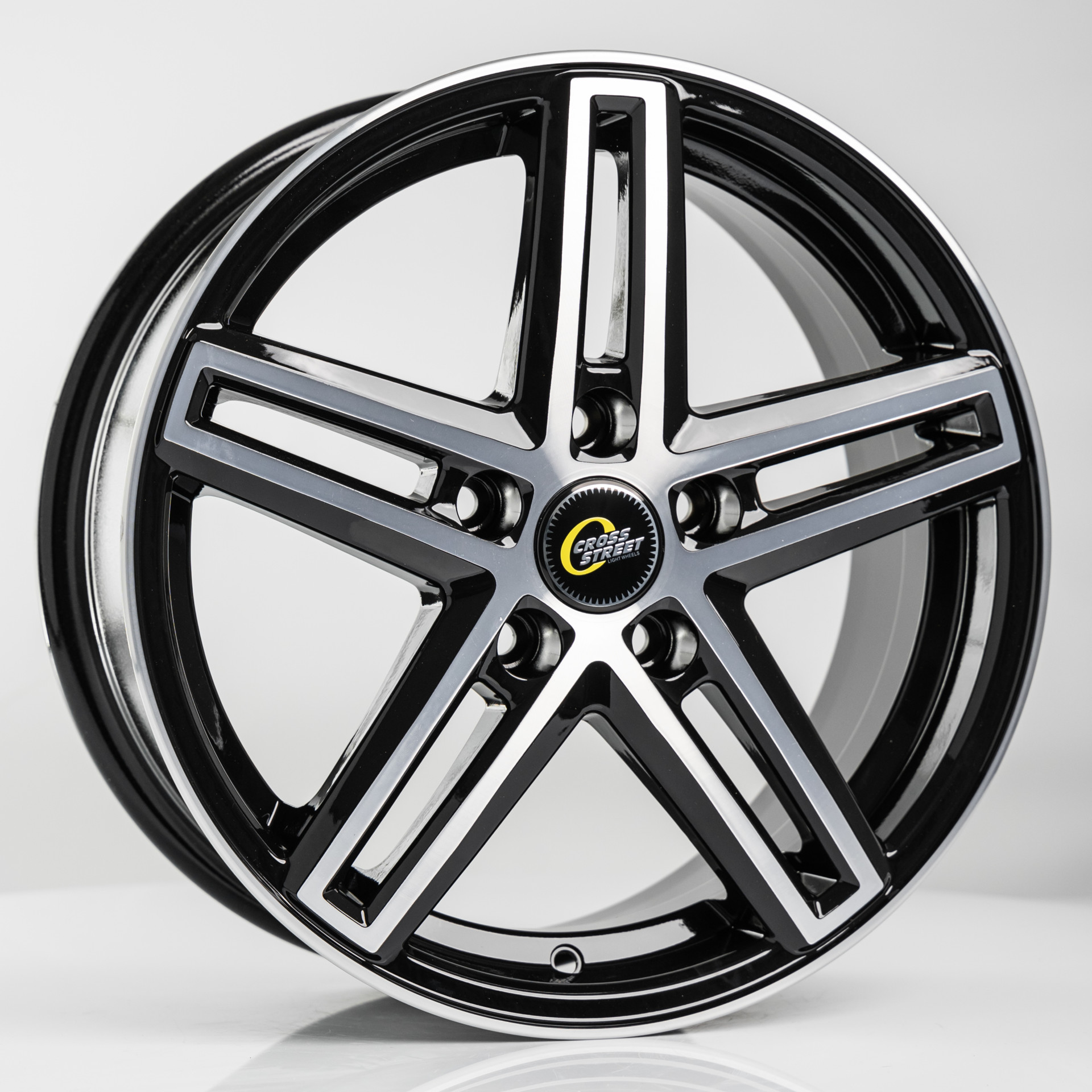 

Колесный диск CROSS STREET CR-24 6.5x16/5x114.3 ET46 D67.1 BKF