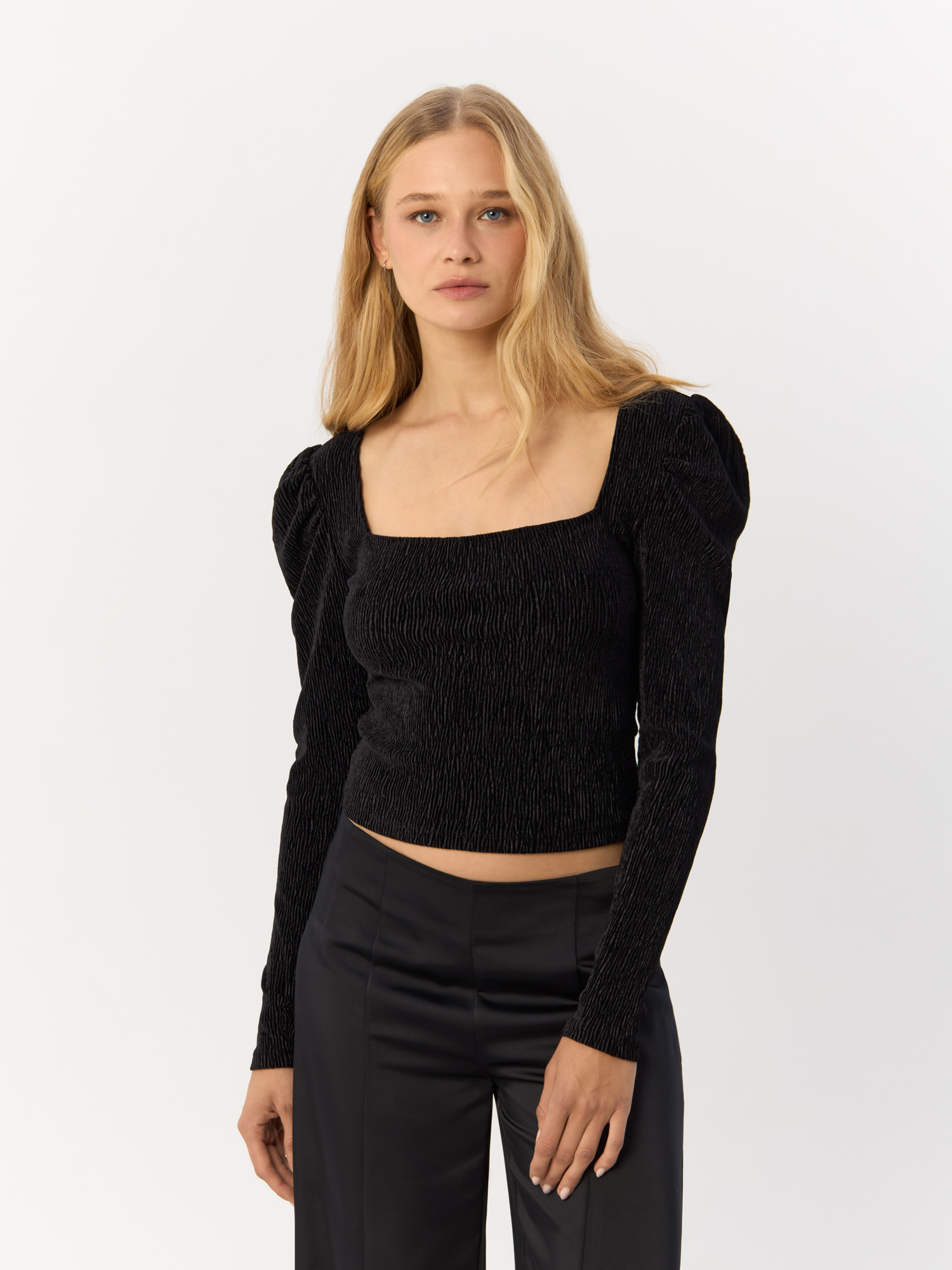 

Топ женский H&M 907953001 черный S, 9079530