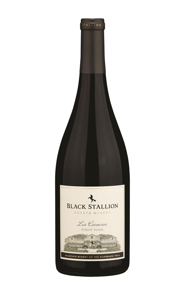 Холидей черное вино. Вино "gnarly head" 1924 Scotch Barrel aged Chardonnay. Ларош Пино Нуар вино. Black Stallion Pinot Noir. Ферраньдер Пино Нуар 2020.