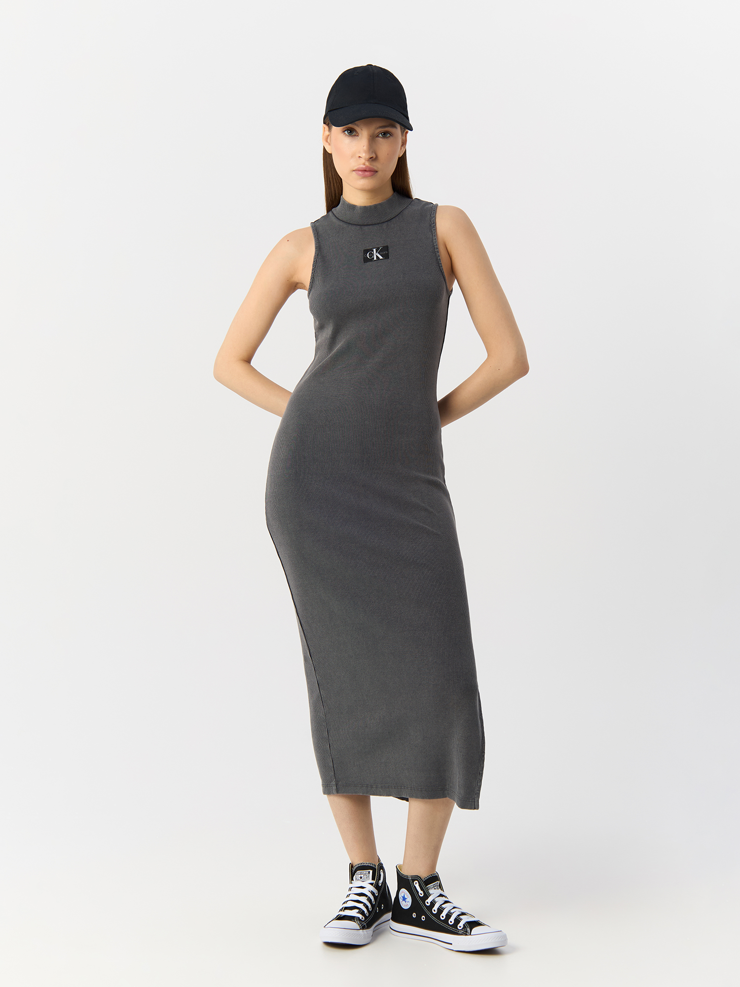 

Платье женское Calvin Klein Jeans Summer dress J20J223052 серое M, Серый, Summer dress J20J223052