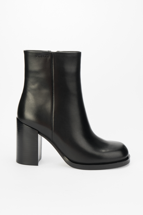 

Ботфорты женские CORSOCOMO CC7381-WT черные 38 RU