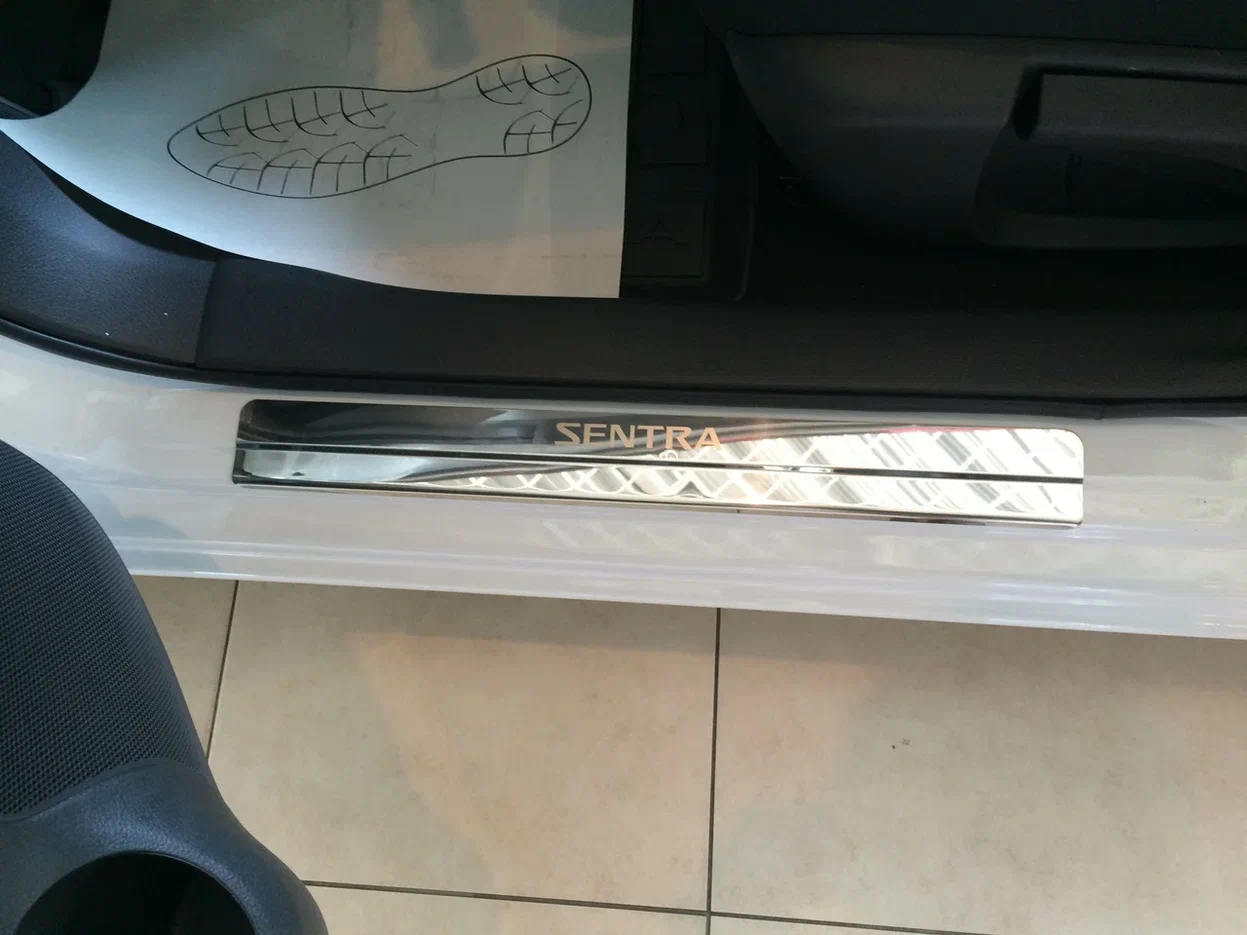 

Накладки на пороги INOX из нерж. стали для NISSAN Sentra с 2014 года выпуска