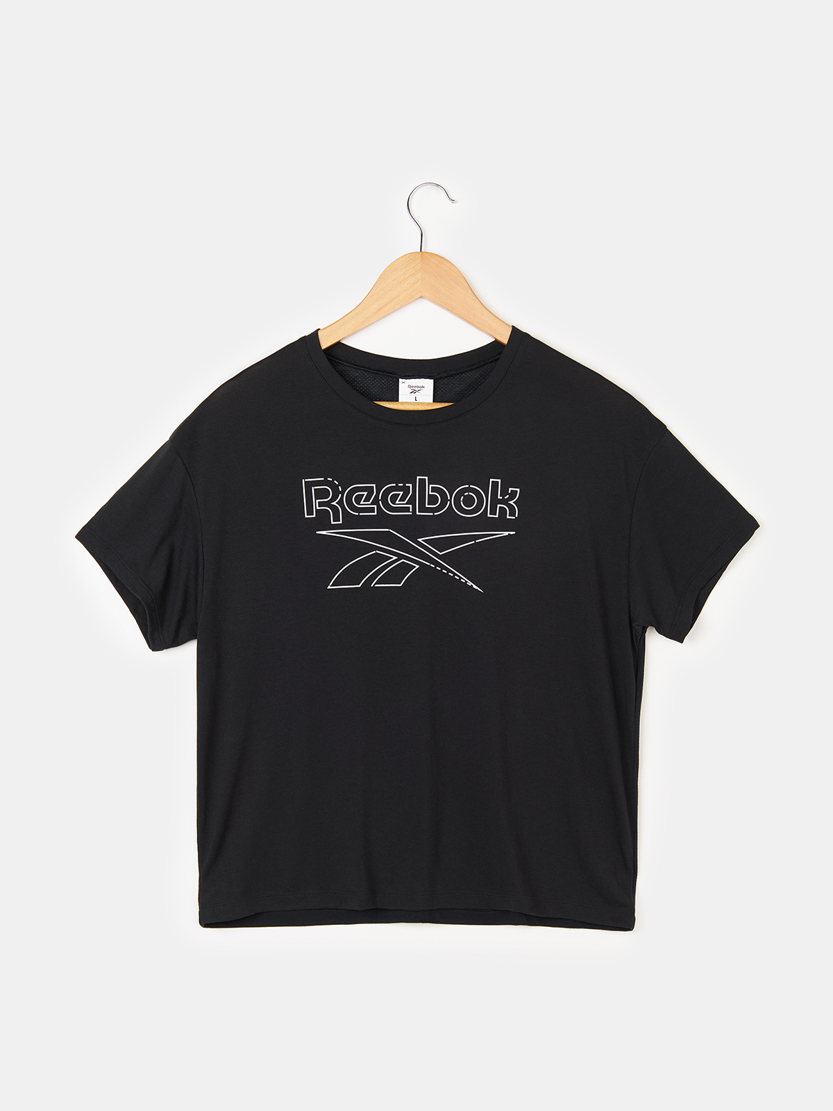 

Футболка женская Reebok FT0955 черная M, Черный, FT0955