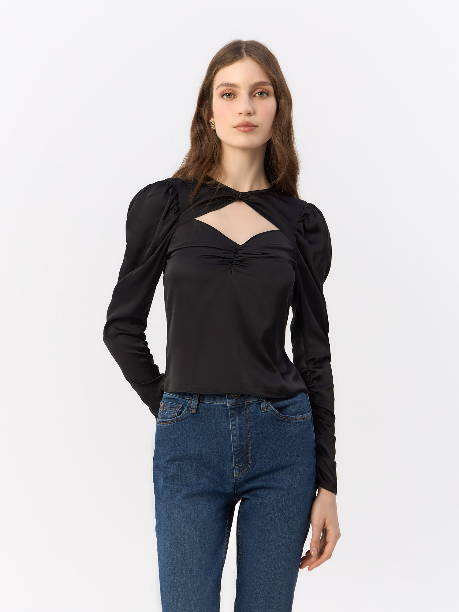 Блуза женская H&M 927006001 черная 32 EU