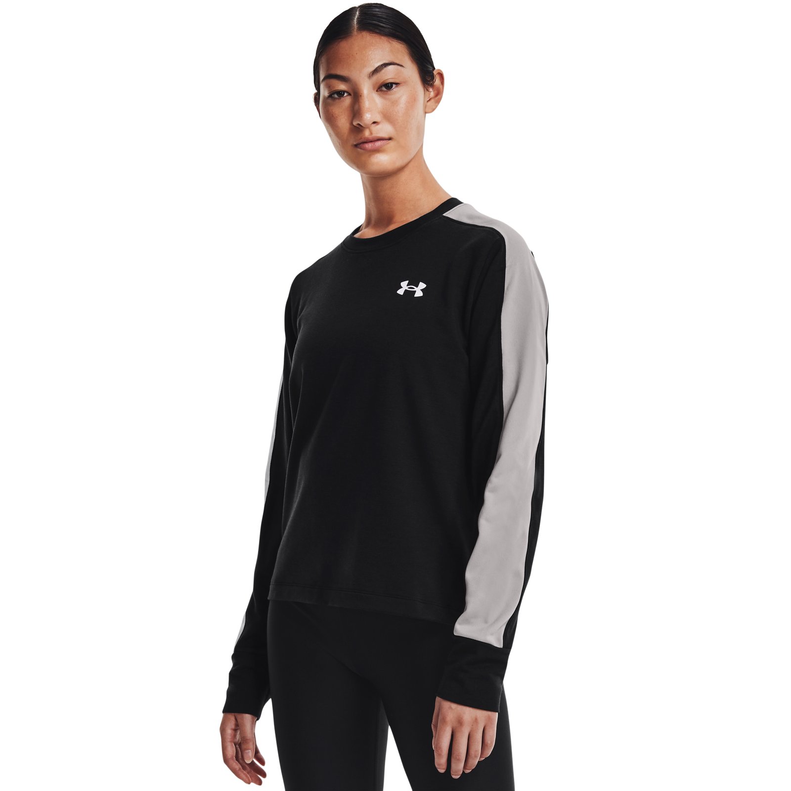 

Свитшот женский Under Armour 1370943 черный XS