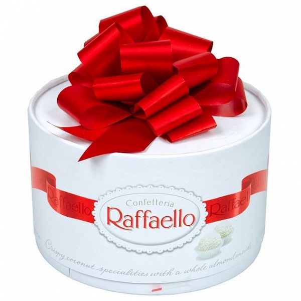 

Конфеты, торт "Рафаэлло" Ferrero 200 г, Россия
