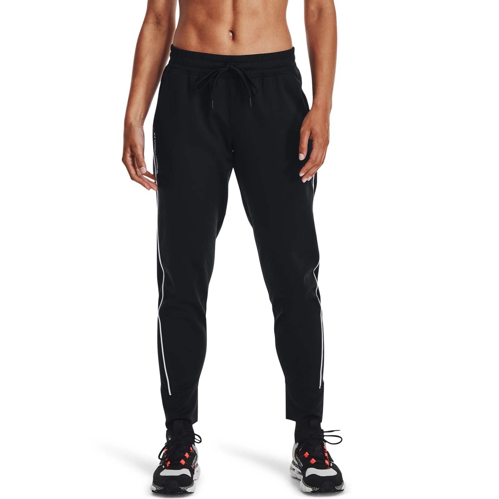 фото Спортивные брюки женские under armour 1368741 черные s/m