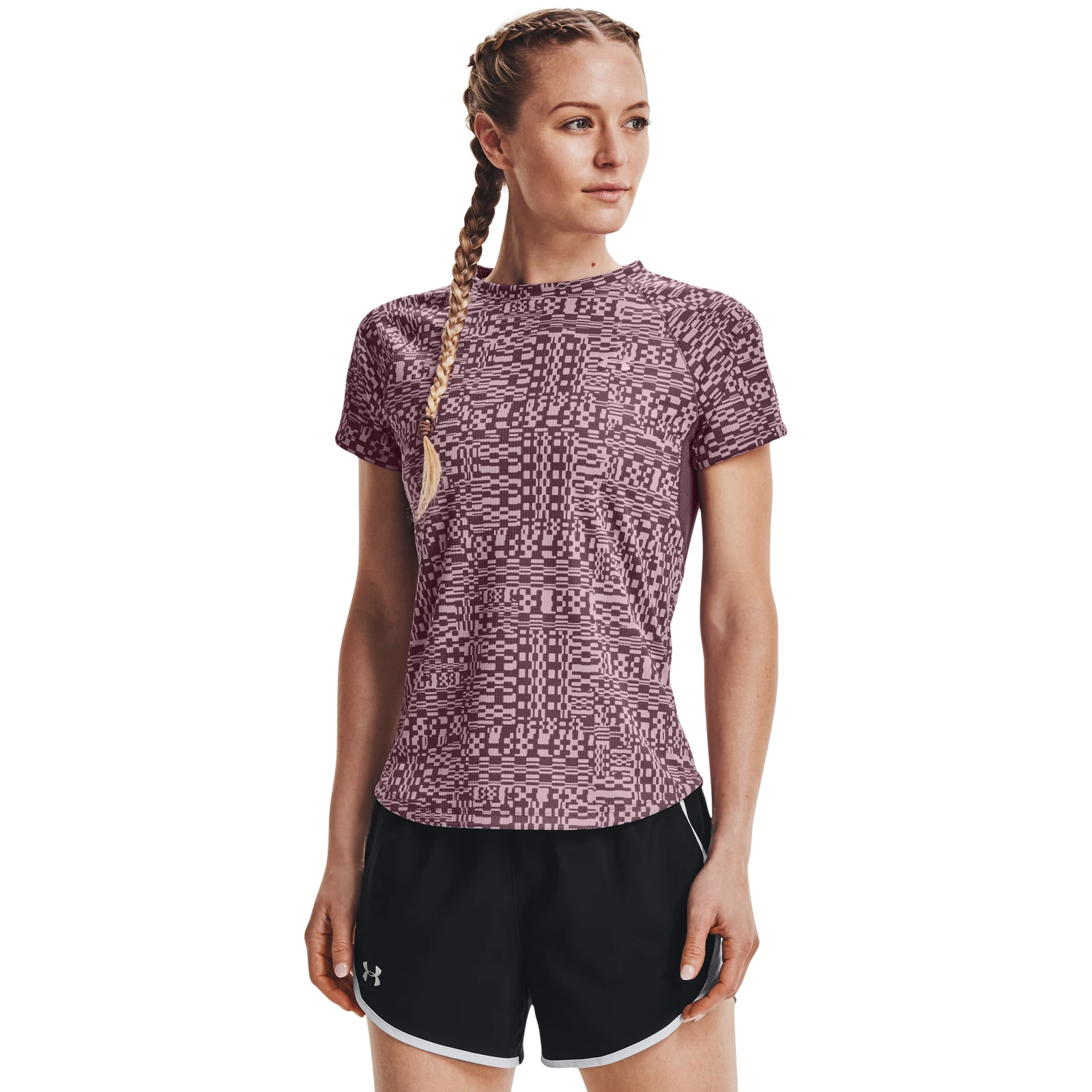 

Футболка женская Under Armour 1365654 фиолетовая 44 RU, 1365654