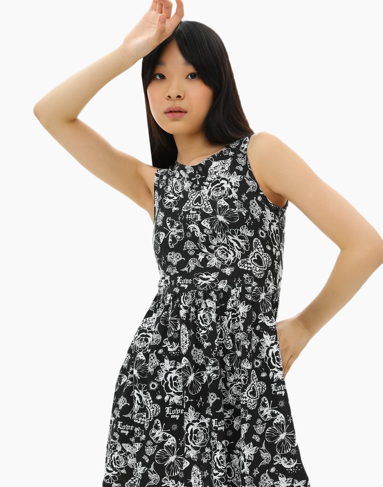 Черное расклешенное платье с принтом для девочки 14+/164