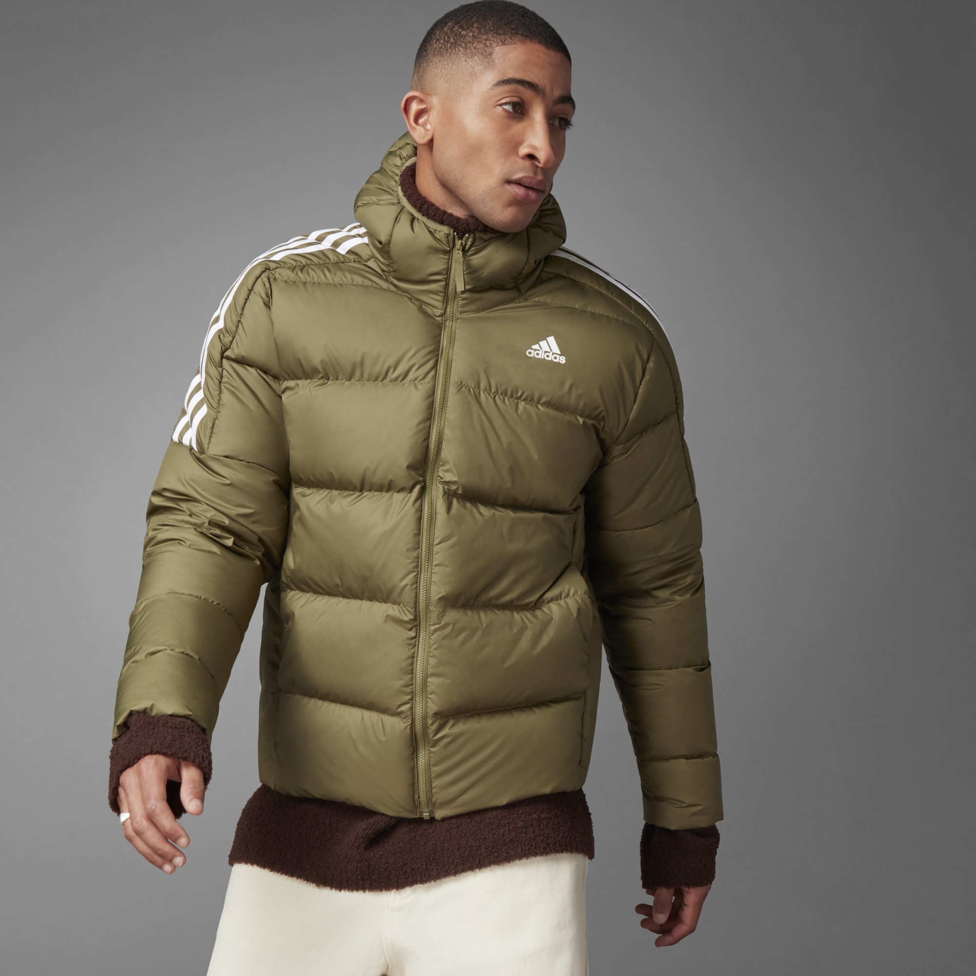

Пуховик мужской Adidas GT9138 зеленый S, GT9138