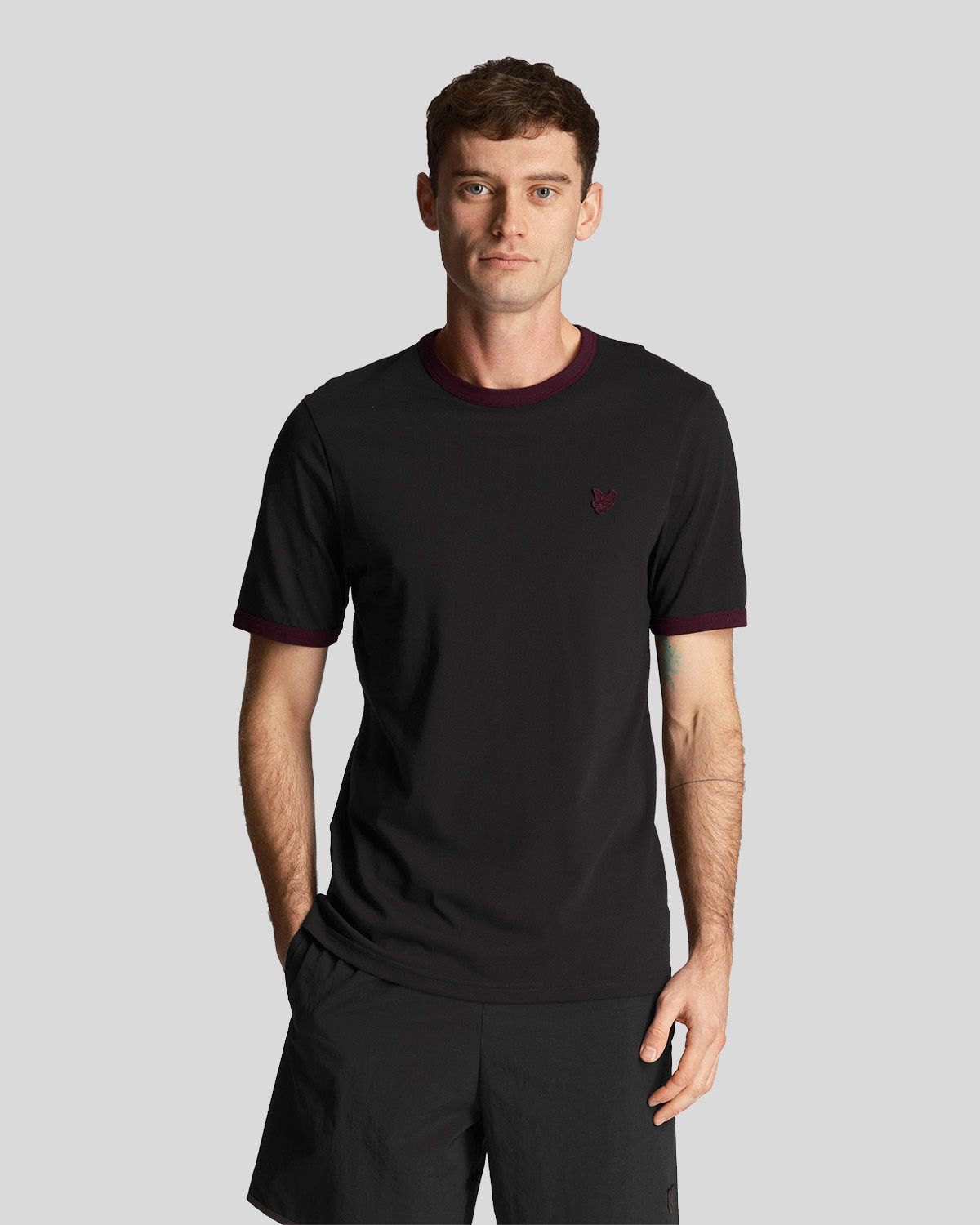 Футболка мужская Lyle & Scott Tonal Ringer T-Shirt черная S