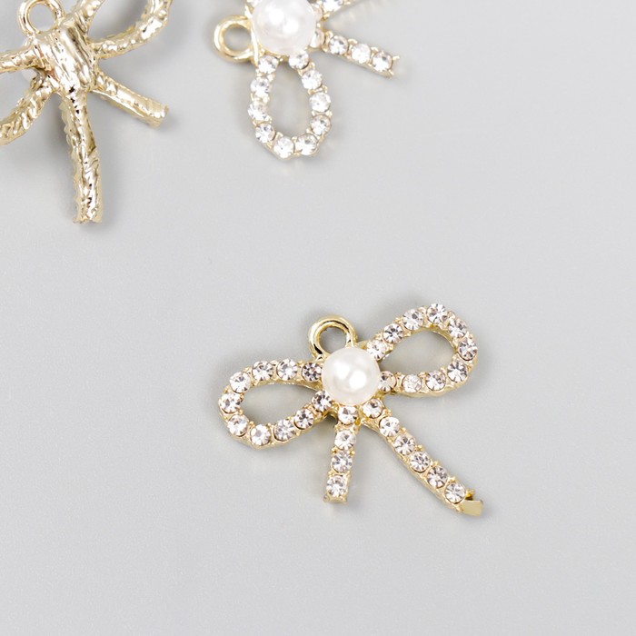 

Декор для творчества металл, стразы "Бант с жемчужиной" золото 2х2,2 см(3 шт.), Золотистый