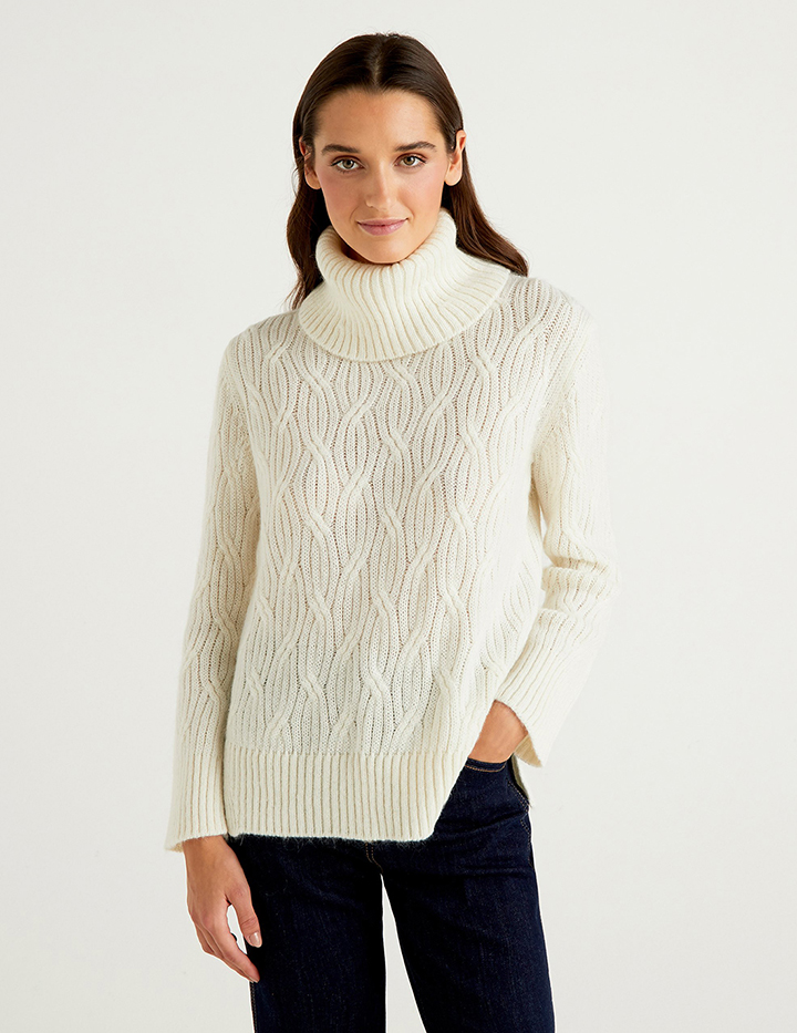 

Свитер женский United Colors of Benetton 21A_117VD2566 белый XS, 21A_117VD2566