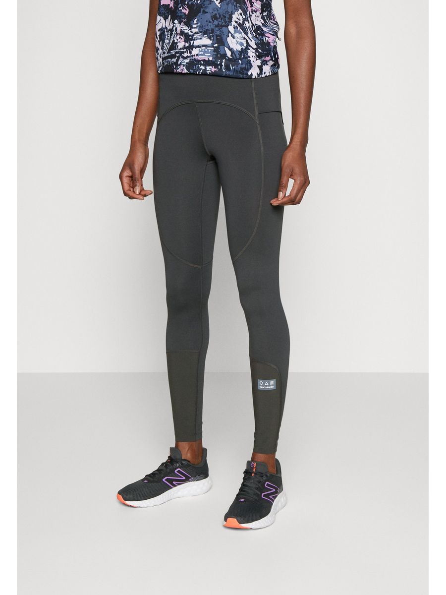 

Спортивные леггинсы женские New Balance NE241E07W черные L, Черный, NE241E07W
