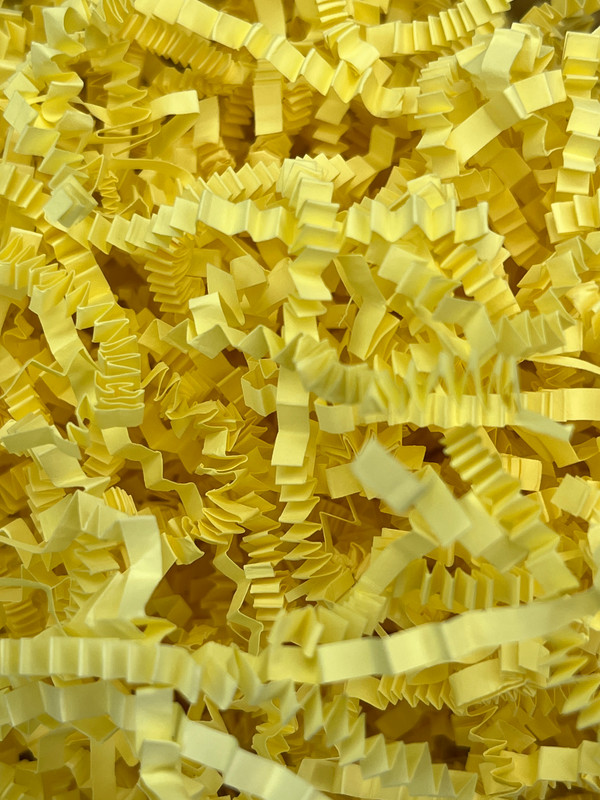 

Наполнитель бумажный Art&Craft,BM-1kg-YELLOW гофрированный, светло-желтый, Наполнитель гофрированный 1кг/ наполнитель для подарка/бумажный наполнитель в коробку