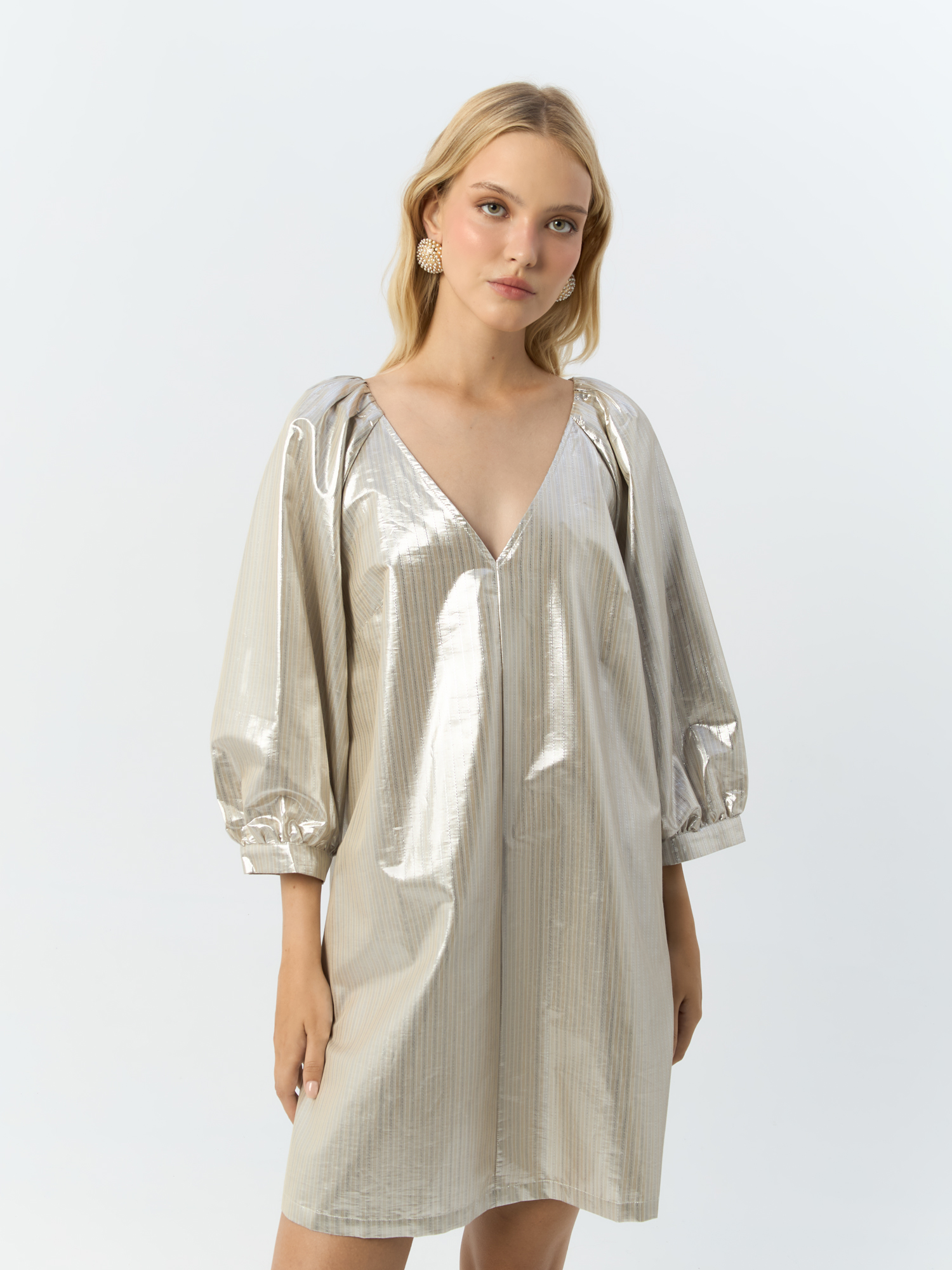 

Платье женское H&M 931968001 серебристое L, Серебристый, 931968001