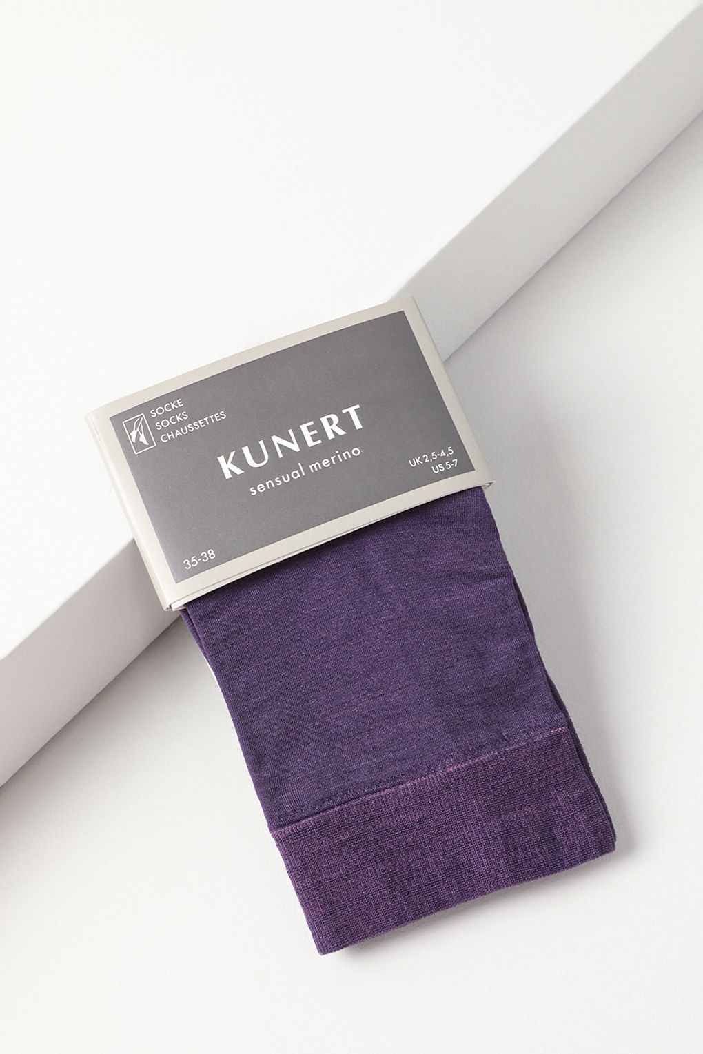 Носки женские Kunert 110204000 фиолетовые 35-38