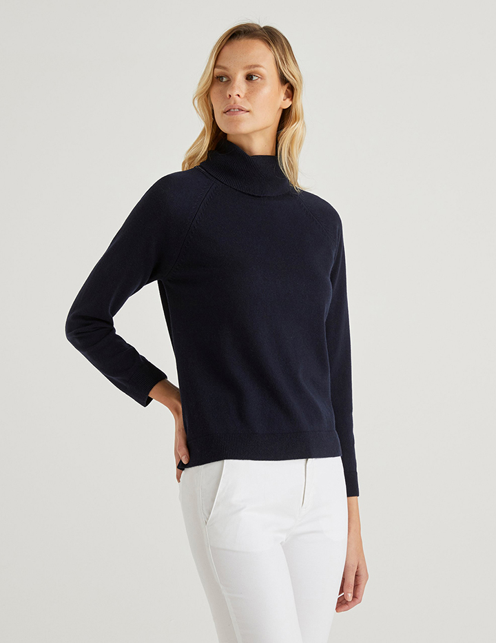

Водолазка женская United Colors of Benetton 21A_1035D2551 синяя XL, 21A_1035D2551