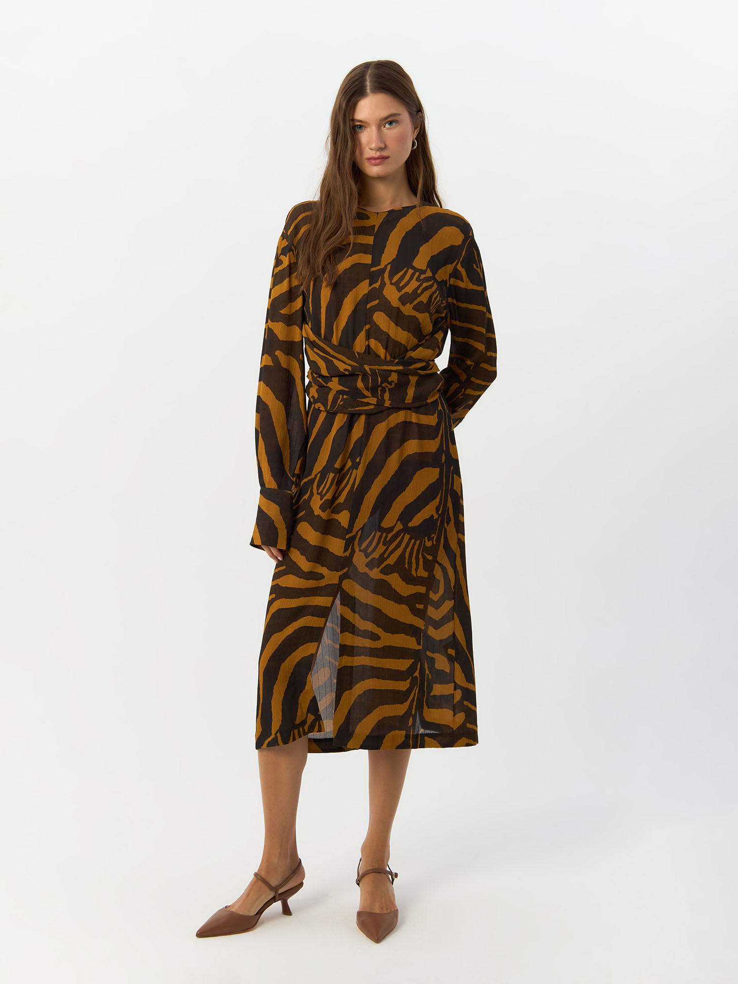 

Платье женское H&M 733854002 оранжевое 38 EU, Оранжевый, 733854002