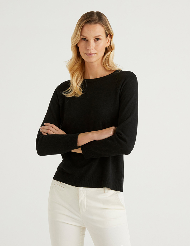 

Джемпер женский United Colors of Benetton 21A_1035D1P17 черный XS, 21A_1035D1P17