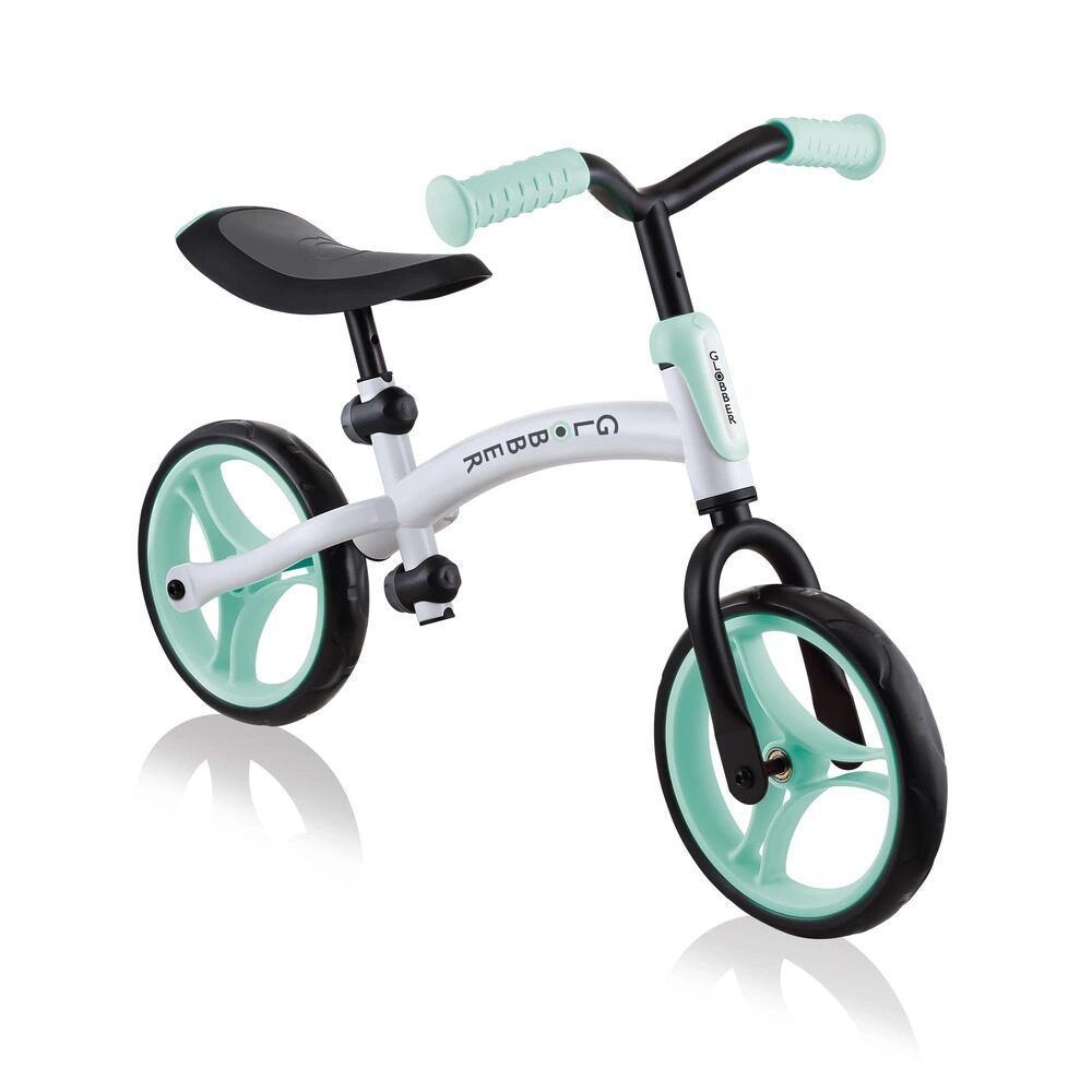 GLOBBER Беговел GO BIKE DUO Бело-мятный беговел globber go bike duo 8 5 бело мятный