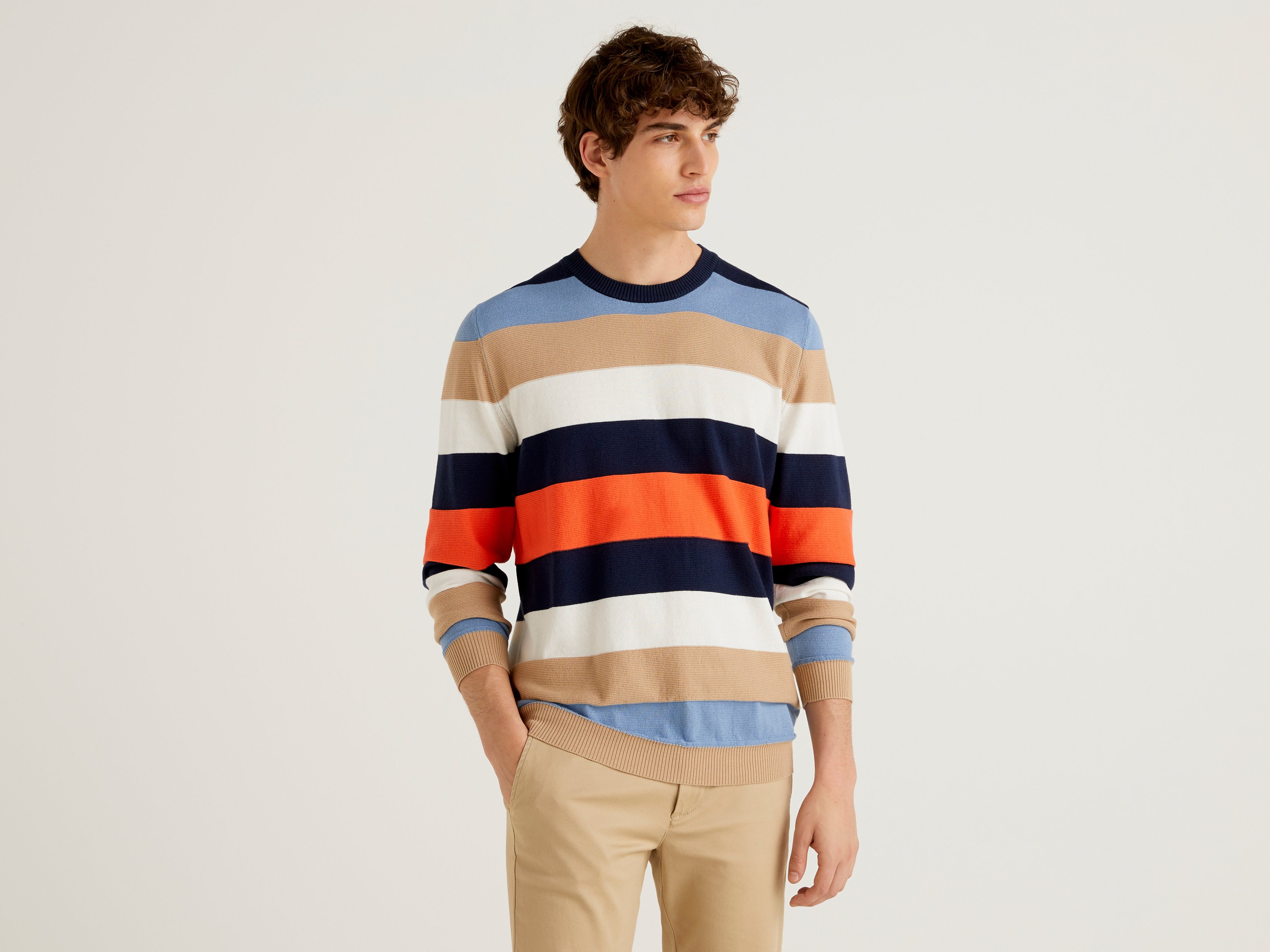 

Джемпер мужской United Colors of Benetton 21A_102CK1O92 разноцветный S, 21A_102CK1O92