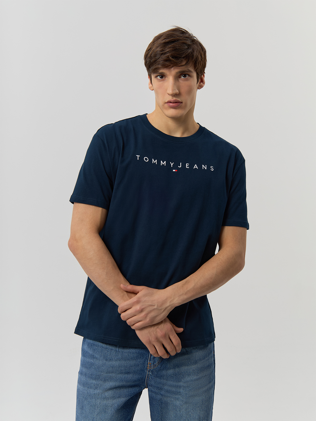 

Футболка мужская Tommy Hilfiger DM0DM17993 синяя S, Синий, DM0DM17993