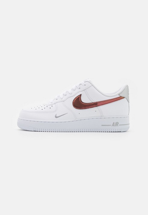 

Кеды мужские Nike Air Force 1 '07 белые 49.5 EU (доставка из-за рубежа), Белый, Air Force 1 '07