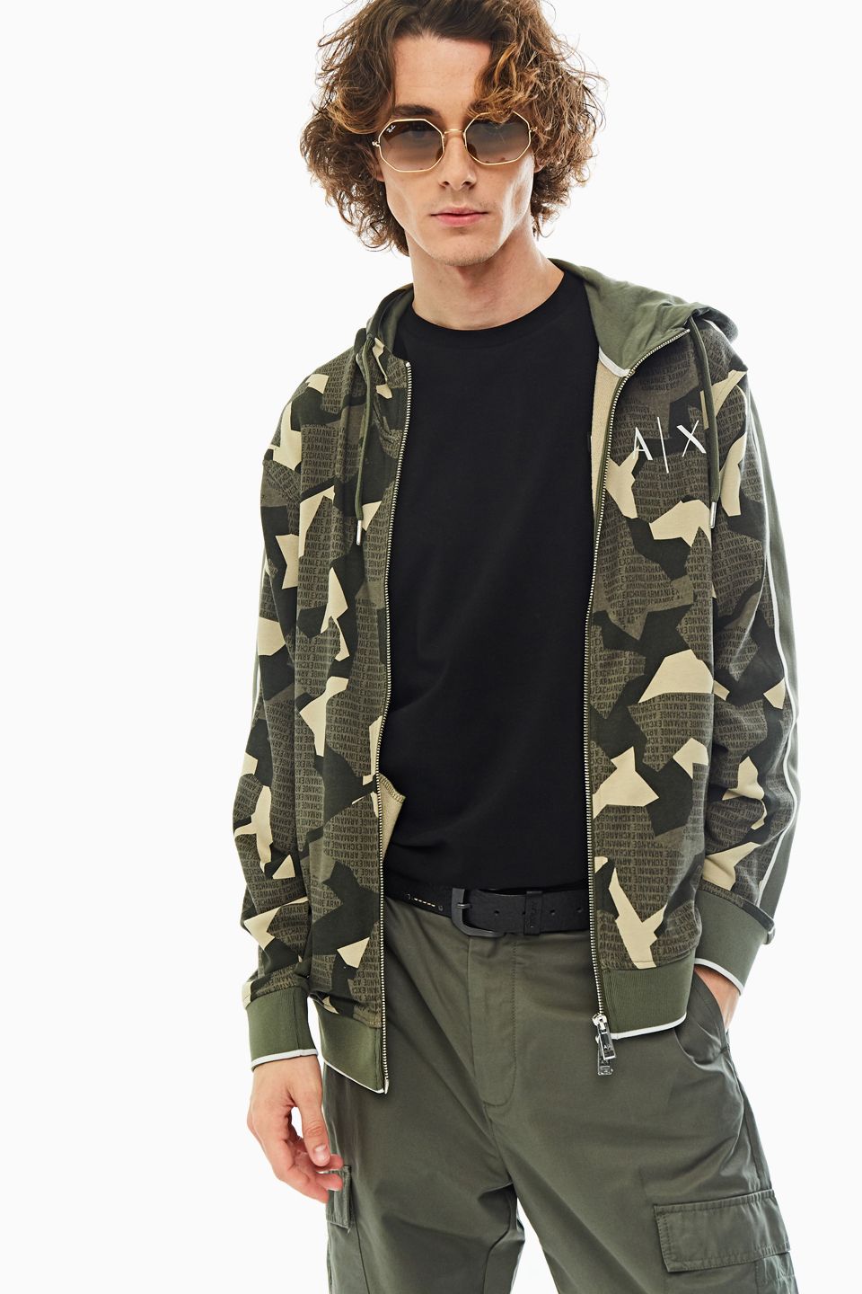 

Толстовка мужская Armani Exchange 3HZMGE ZJ6GZ хаки XL, 3HZMGE ZJ6GZ