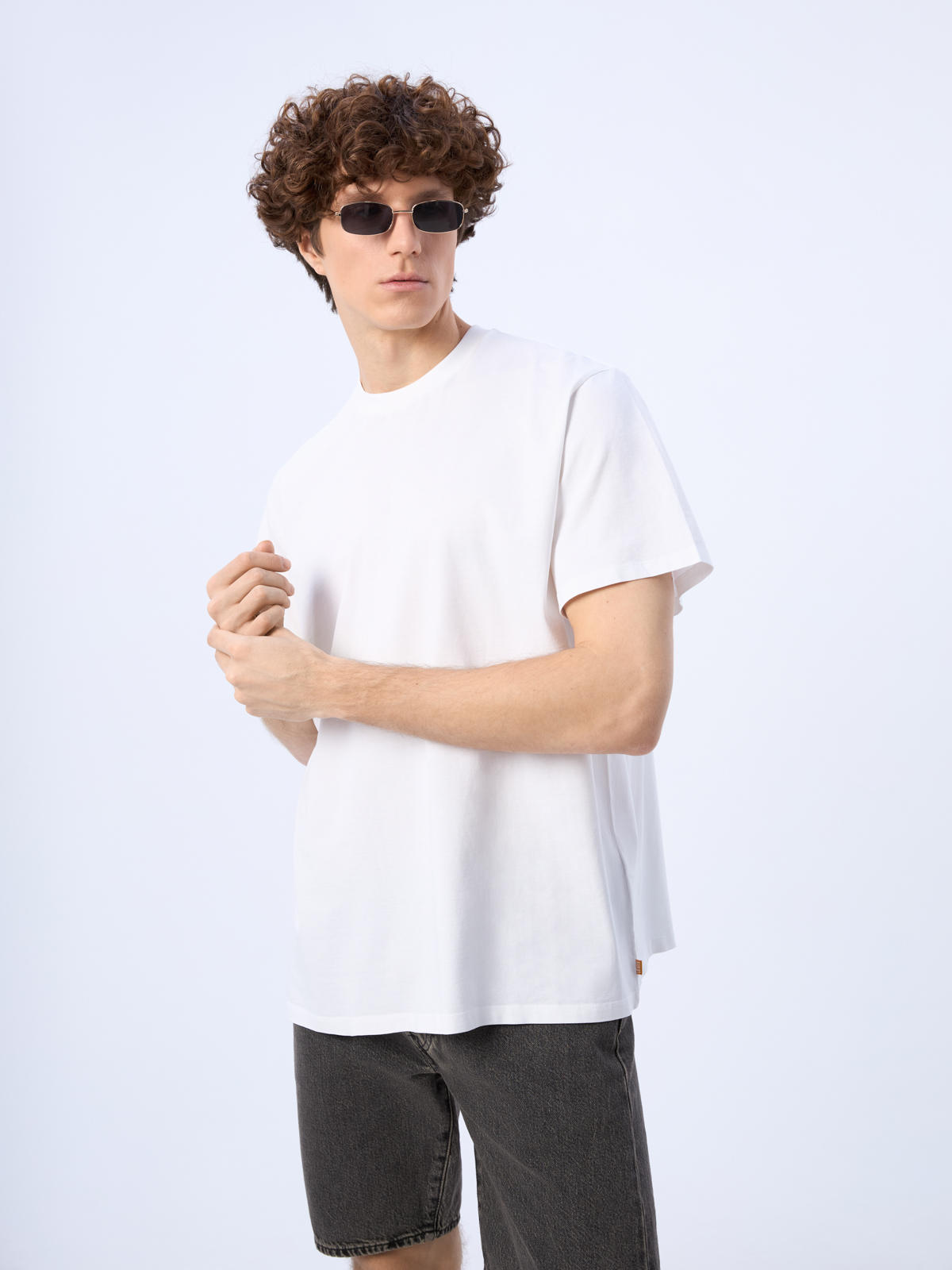 

Футболка мужская Levi's A3757 белая XL, Белый, A3757