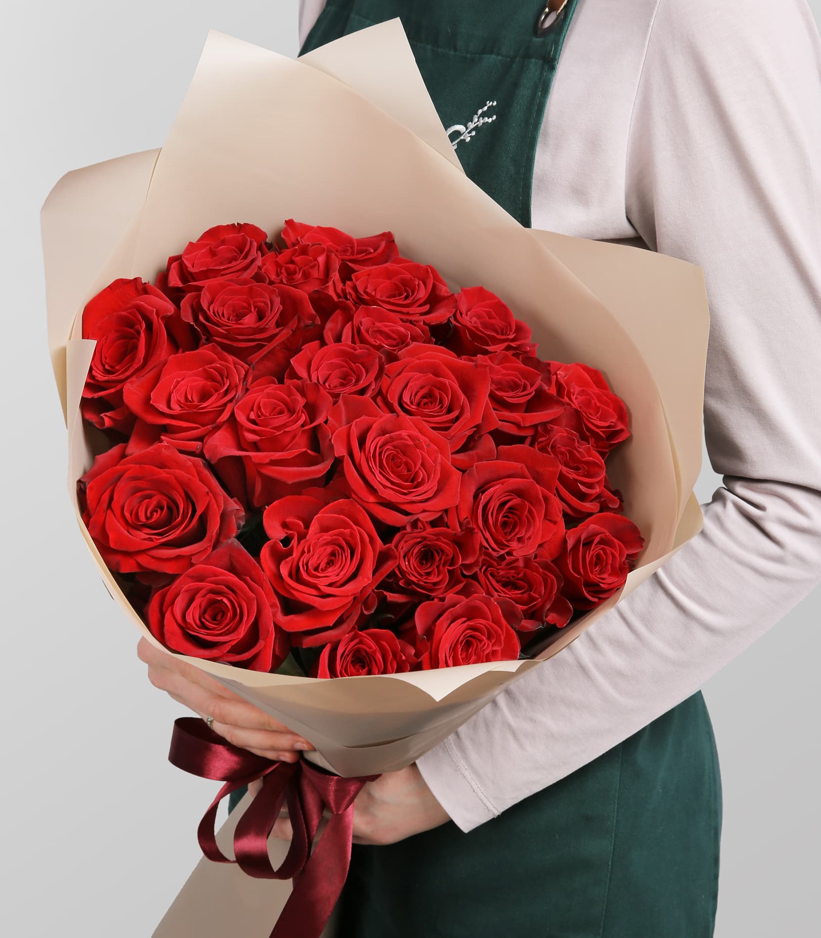 

Букет Studio Floristic из 25 Роз Эквадор Прекрасное мгновение