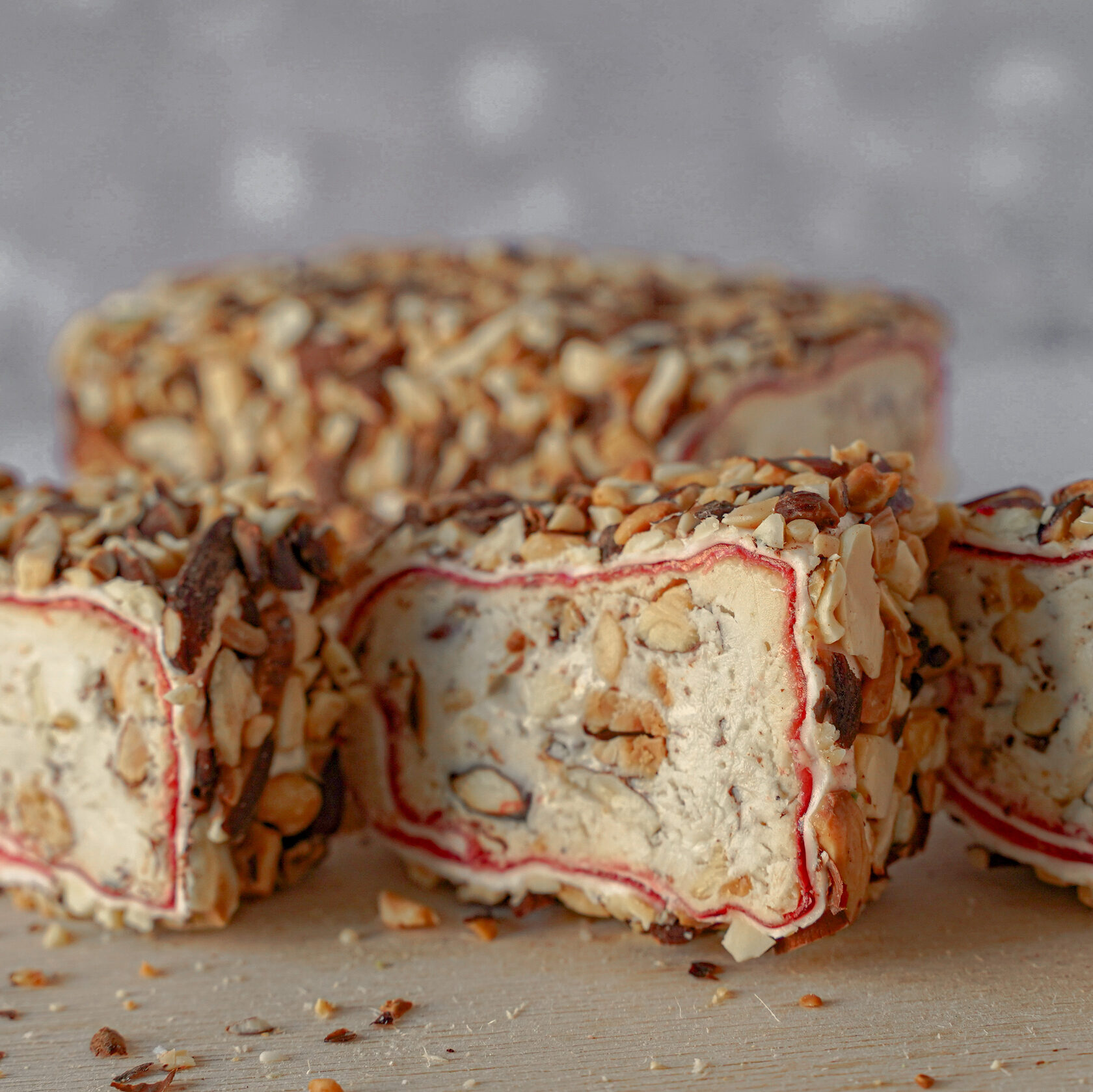 Рахат лукум Лавочка Султана с фундучным кремом и миндалем, 500 г