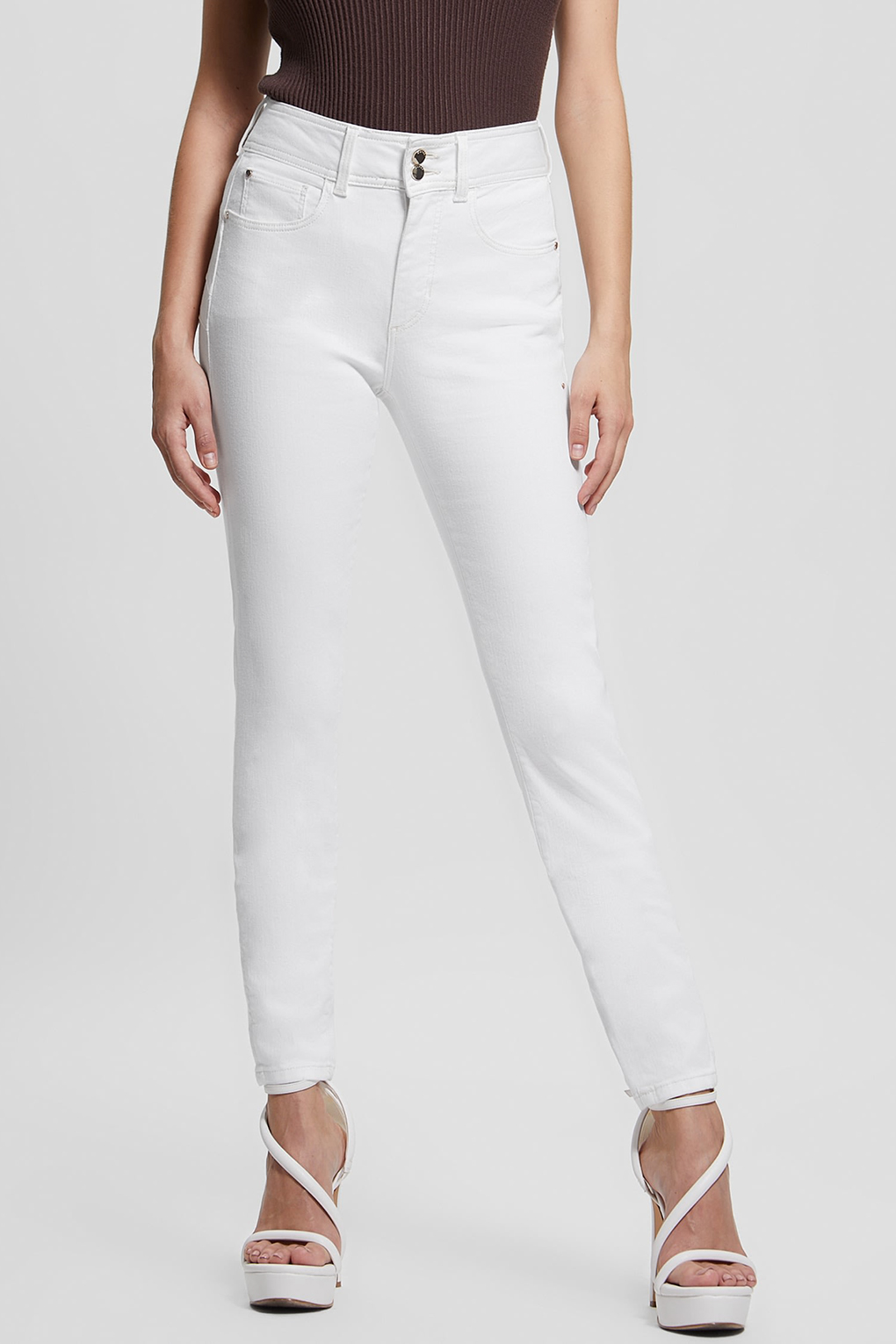 

Джинсы женские Guess W3GA35 D4DN1 белые 28, W3GA35 D4DN1