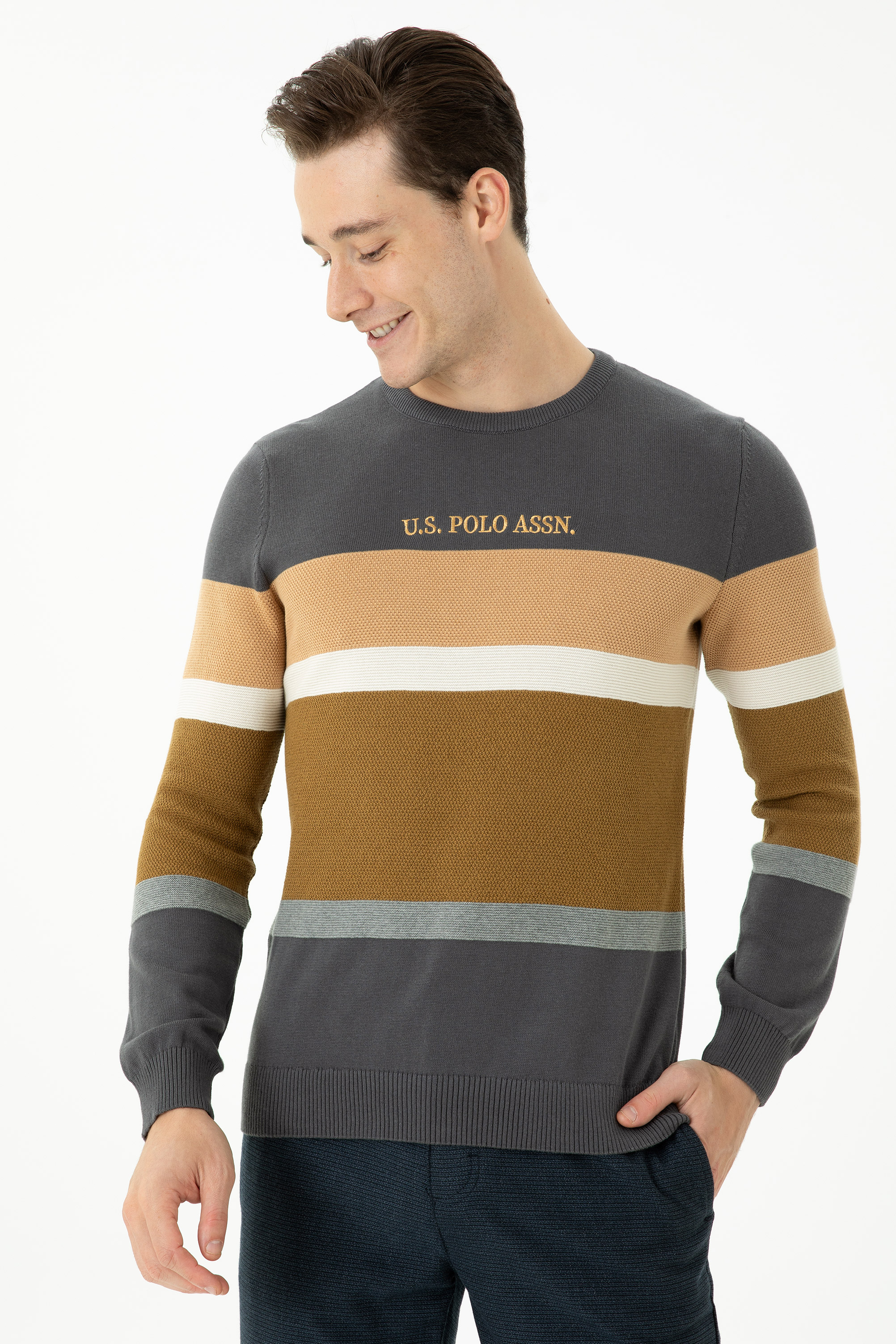 

Джемпер мужской U.S. POLO Assn. G081SZ0TK0NOKHA разноцветный XL, G081SZ0TK0NOKHA