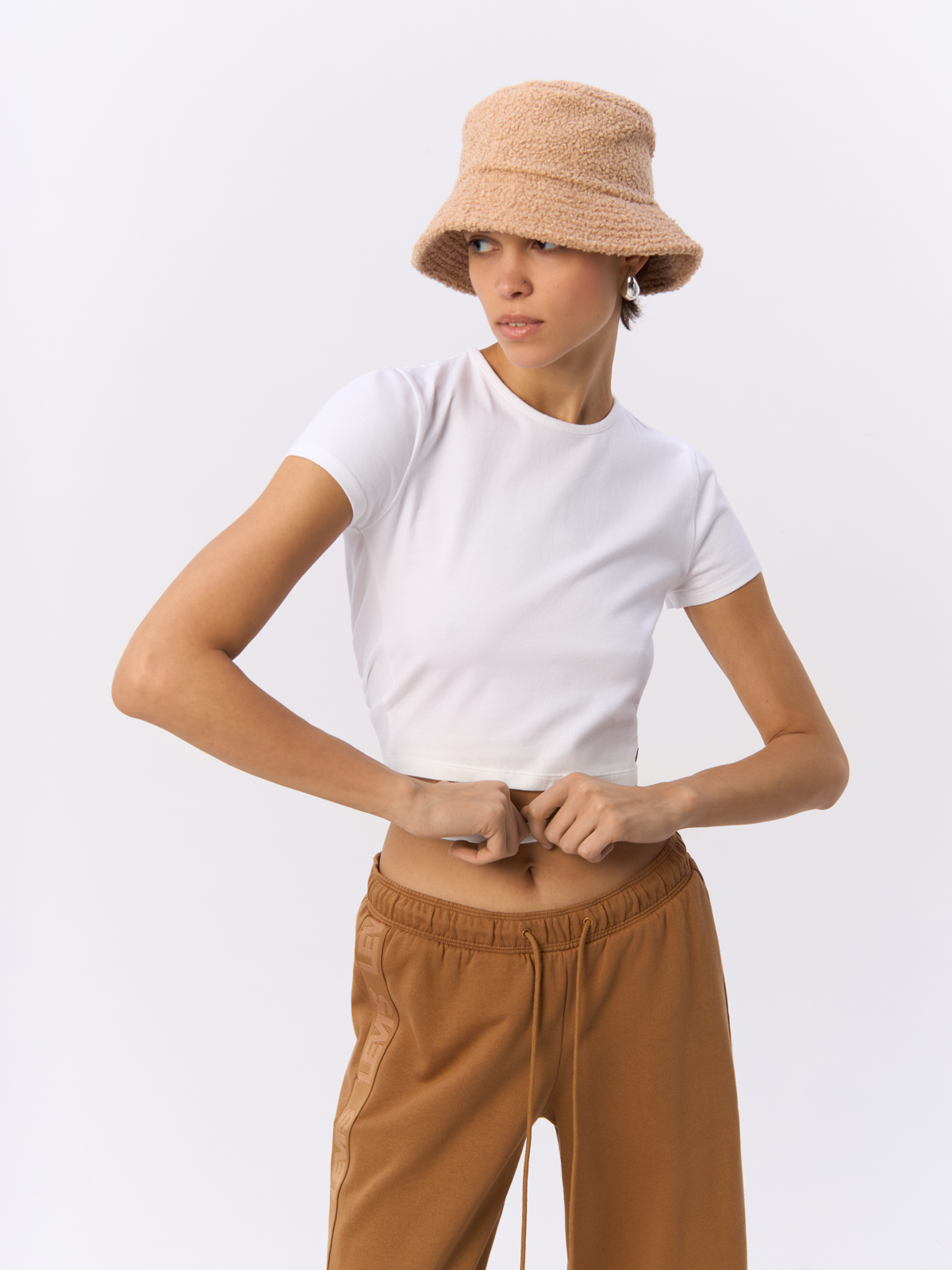

Футболка женская Levi's A5938 белая S, Белый, A5938