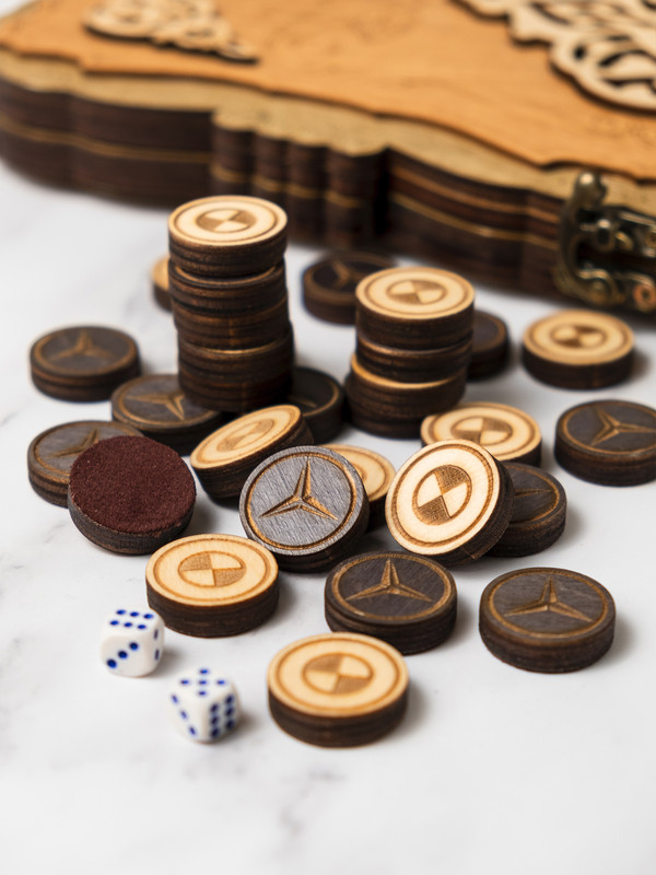 Фишки для нард и шашек гравированные с бархатом NARDABAR - Бмв и Мерседес - 30 шт - 25 мм