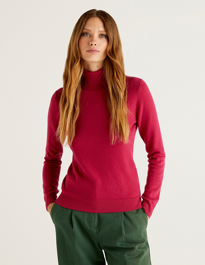 

Водолазка женская United Colors of Benetton 21A_1002D2348 фиолетовая S, 21A_1002D2348