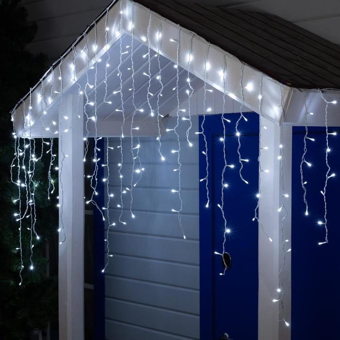 

Гирлянда «Бахрома» 3  0.9 м, IP44, УМС, белая нить, 232 LED, свечение белое, 220 В